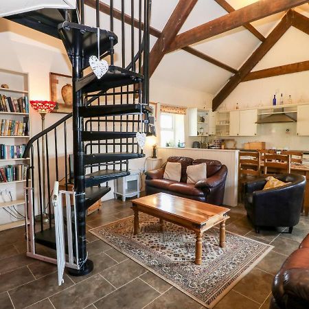 Bwthyn Y Dderwen Oak Cottage Llannor Extérieur photo