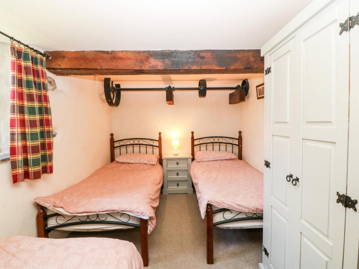 Bwthyn Y Dderwen Oak Cottage Llannor Extérieur photo