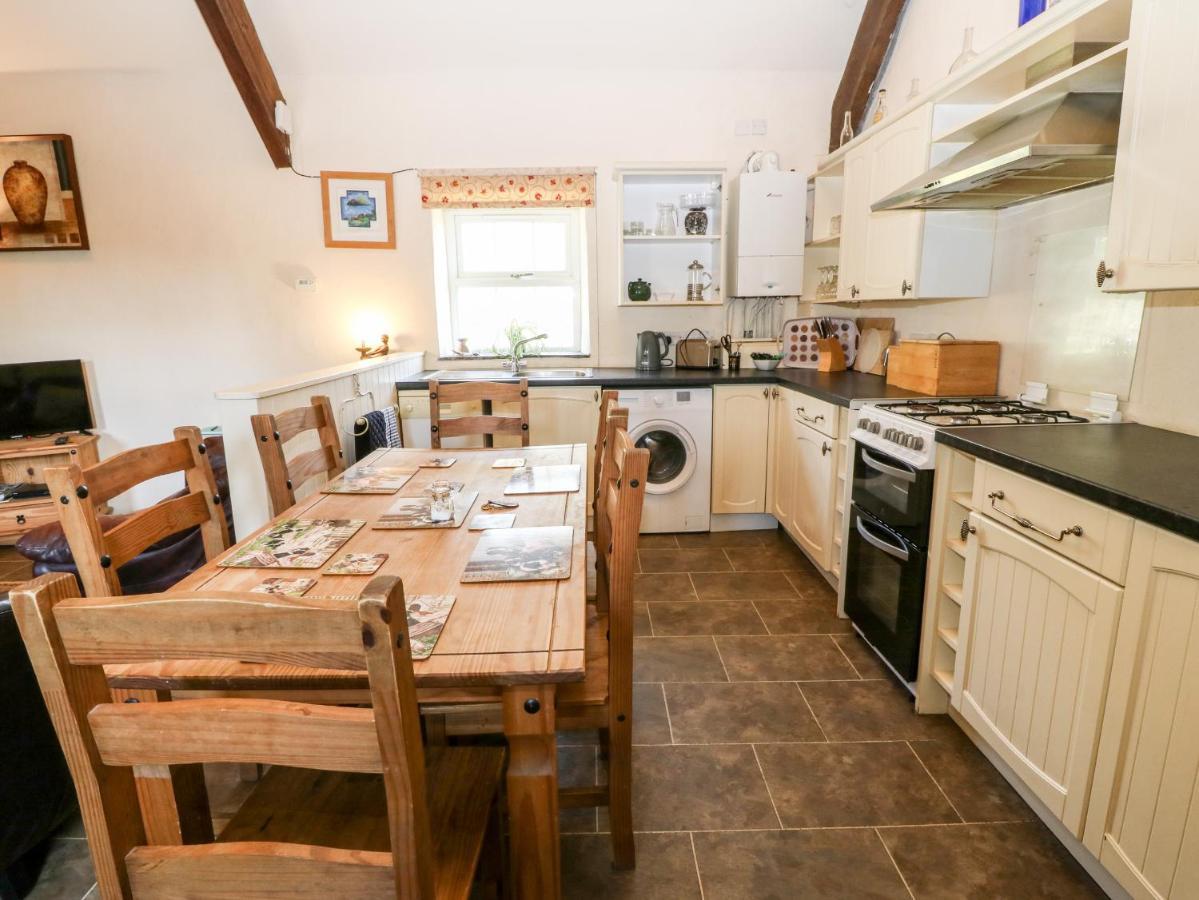 Bwthyn Y Dderwen Oak Cottage Llannor Extérieur photo